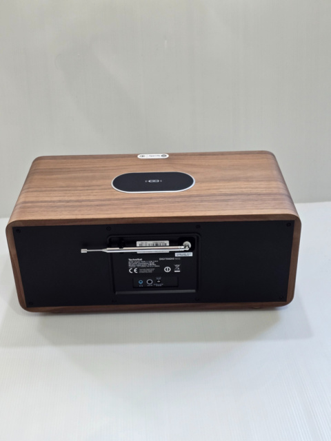 Radioodtwarzacz TECHNISAT Digitradio 602 70W CD BT AUX DAB+ FM Orzech Radioodtwarzacz TECHNISAT Digitradio 602 70W CD BT AUX DAB+ FM Orzech