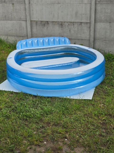 Basen ogrodowy Intex z siedziskiem 224 x 216 x 76 cm 57190 Basen ogrodowy Intex z siedziskiem 224 x 216 x 76 cm 57190