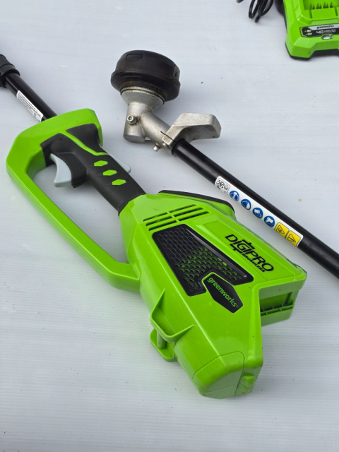 Podkaszarka Akumulatorowa Greenworks GD40BC 40V ładowarka+2xbateria Podkaszarka Akumulatorowa Greenworks GD40BC 40V ładowarka+2xbateria