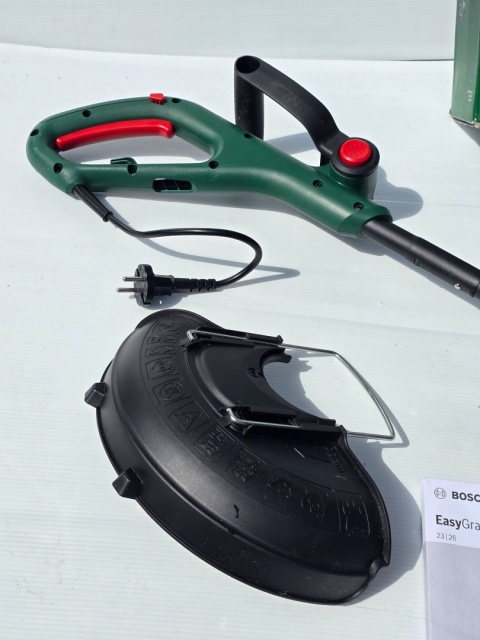 Podkaszarka do trawy BOSCH 280W kosa żyłkowa EasyGrassCut Podkaszarka do trawy BOSCH 280W kosa żyłkowa EasyGrassCut
