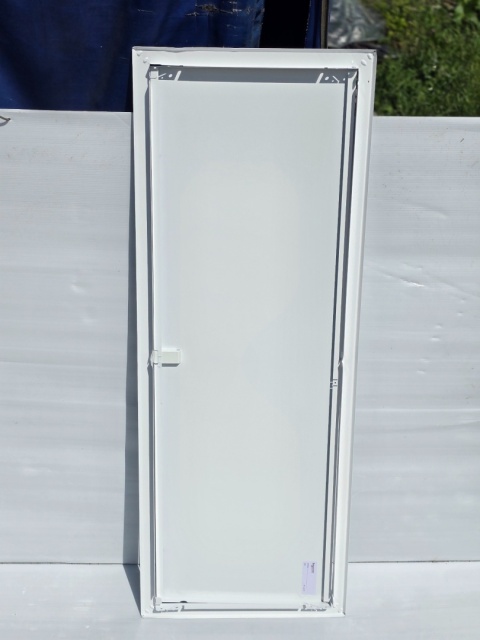 Resi9 - Drzwi podtynkowe 1x18 modułów R9H18286 Schneider Electric Resi9 - Drzwi podtynkowe 1x18 modułów R9H18286 Schneider Electric
