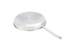 Amazon Basics Trójwarstwowa patelnia ze stali nierdzewnej 30cm srebrna