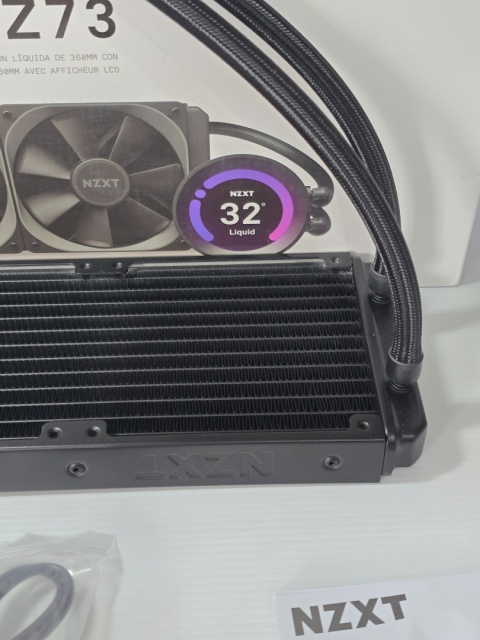Chłodzenie wodne NZXT Kraken Z73 Black LCD RL-KRZ73-01(W) Chłodzenie wodne NZXT Kraken Z73 Black LCD RL-KRZ73-01(W)