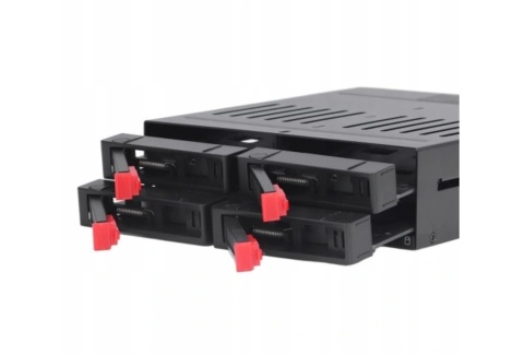 Wewnętrzny rack 4x2.5" obudowa SSD do montażu w szafie w/wskaźnik Led Wewnętrzny rack 4x2.5" obudowa SSD do montażu w szafie w/wskaźnik Led