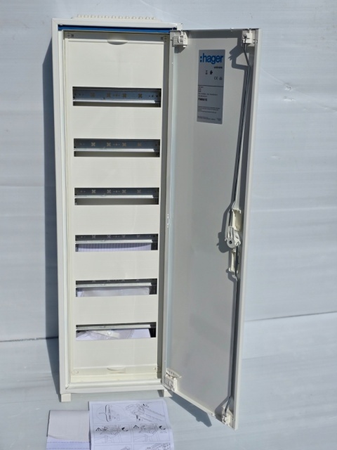 Rozdzielnica natynkowa 6x12 FW IP44 kl.II 950x300x160 FWB61S HAGER Rozdzielnica natynkowa 6x12 FW IP44 kl.II 950x300x160 FWB61S HAGER