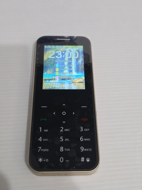 Telefon komórkowy MKTEL M14 ,na 4 karty sim