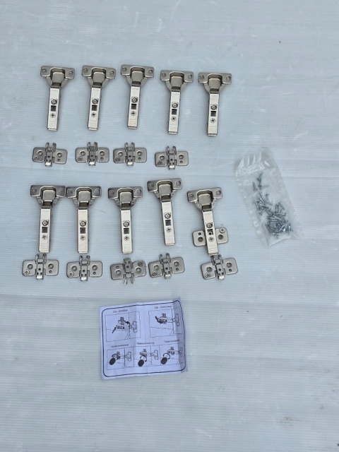 Zawias meblowy BLUM CLIP TOP 71T3550 9 sztuk Zawias meblowy BLUM CLIP TOP 71T3550 9 sztuk