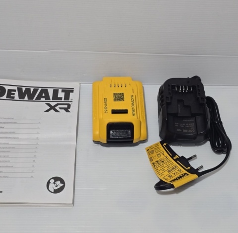 Zestaw Dewalt DCS335N Wyrzynarka Akumulatorowa 18V 135mm ładowarka+aku Zestaw Dewalt DCS335N Wyrzynarka Akumulatorowa 18V 135mm ładowarka+aku