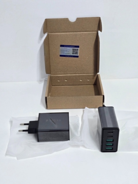 2 sztuki x Ładowarka ścienna USB 3.0, 50W 5-portowe 2USB C+3USB A