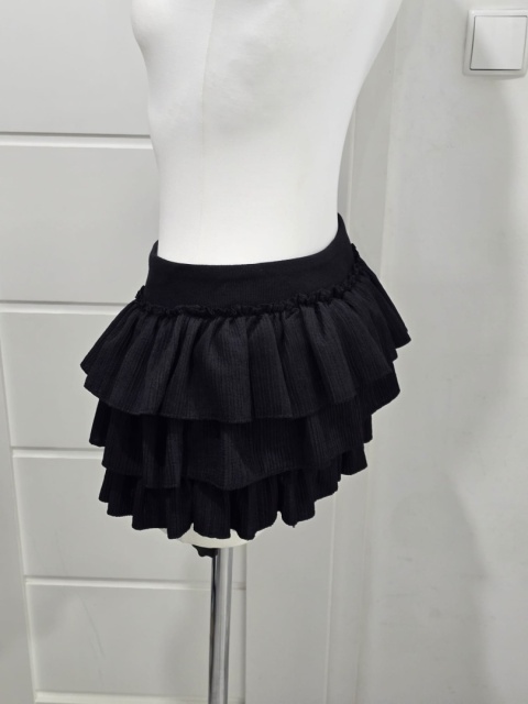 Czarna elegancka mini spódniczka z falbanami Rozmiar M