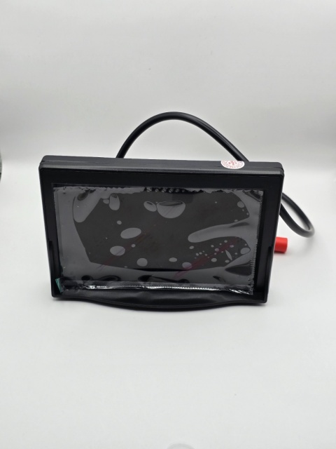 Kamera samochodowa + Monitor 4,3'' zasilaczem 12V, z 2 wejściami WIDEO