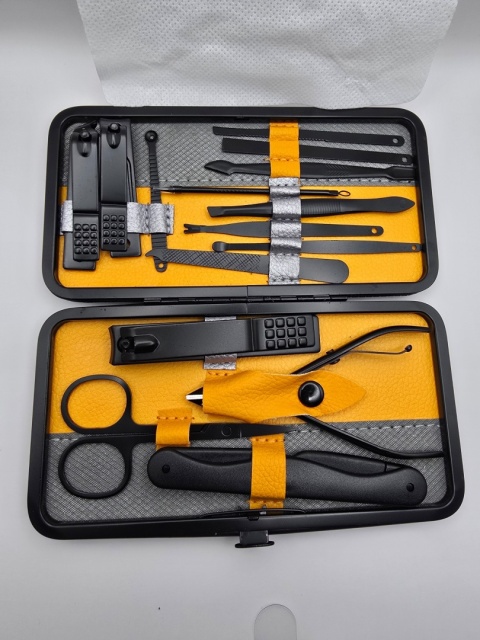 Profesjonalny zestaw do manicure 15 sztuk do pielęgnacji paznokci