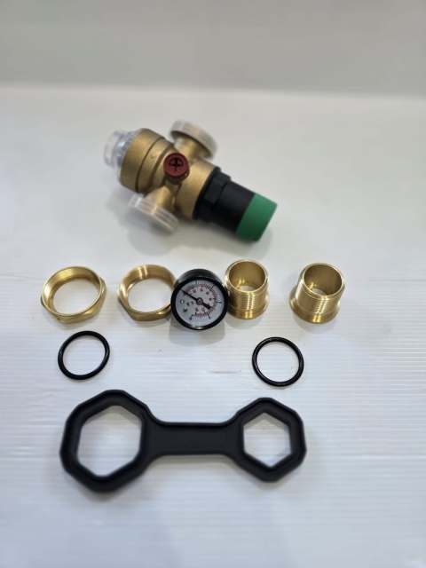 Reduktor Ciśnienia Wody 3/4 USTM z Filtrem i Manometrem