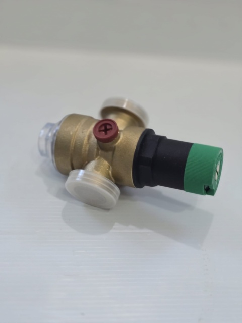 Reduktor Ciśnienia Wody 3/4 USTM z Filtrem i Manometrem