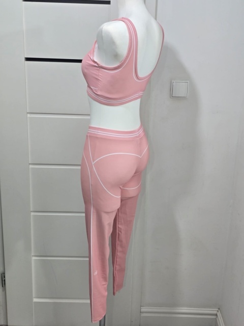Sportowy zestaw dla kobiet top i legginsy Yoga fitness różowy Roz.M