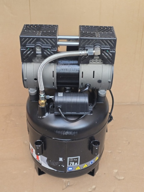 Sprężarka powietrza KOMPRESOR sprężonego powietrza 24L, 8 BAR, 750W