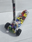 Hulajnoga dziecięca T-go składana graffiti regulowana 3 koła do 50kg.