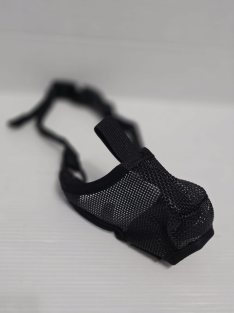 Kaganiec dla psa S nylonowy regulowany weterynaryjny mały pies