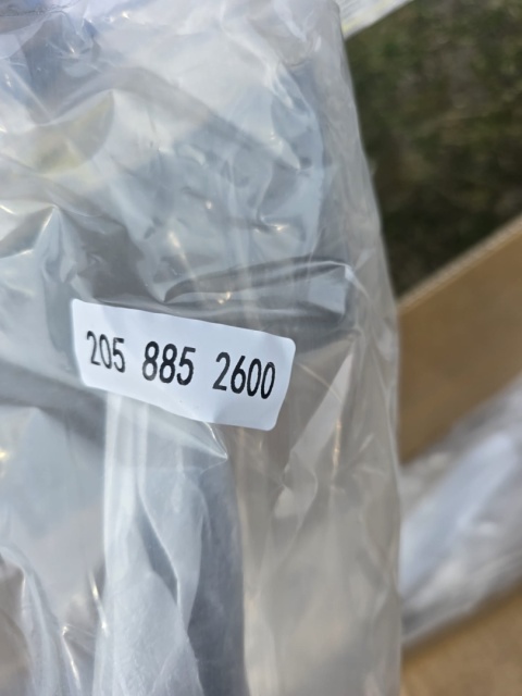 Listwa zderzaka AMG Mercedes W205 C205 A205 S205 przód