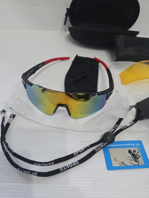 Okulary rowerowe Winyoher polaryzacyjne UV400 sportowe zestaw