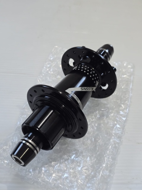 Piasta rowerowa tylna HASSNS PRO7 MTB 32H HG XD MS BOOST 141/148