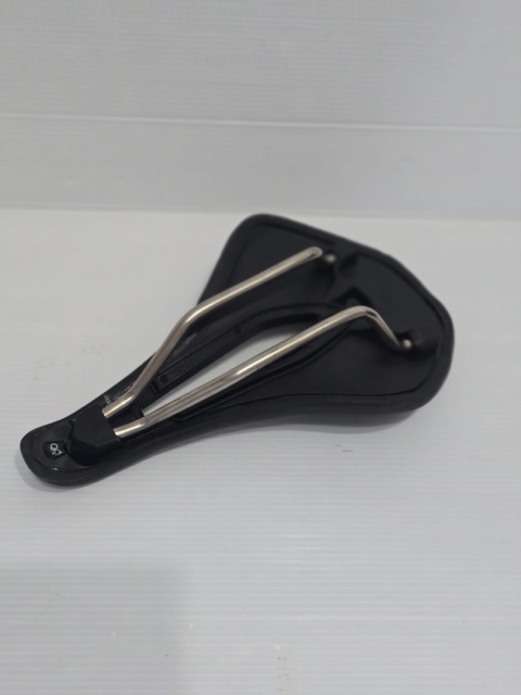 Siodło rowerowe RPANTAHI 3D ultralekkie MTB szosa karbon look.